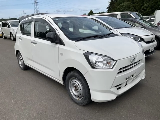 Daihatsu Mira e:S LA350S 2019